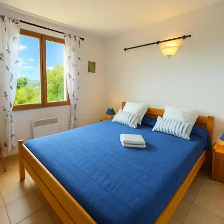 Vakantiehuis La Baume *